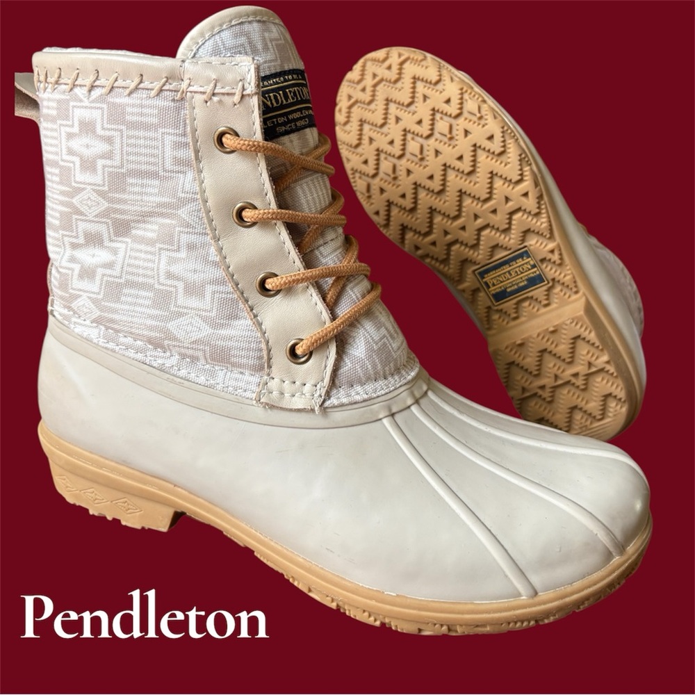 Pendleton Women's 8 Classic Harding Print Duck SRT in Taupe. Waterproof! EUC!